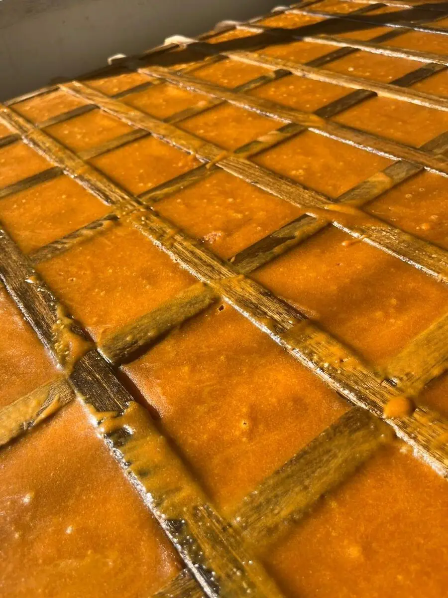 Panela en moldes de madera